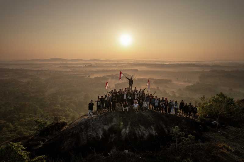 Hiking Bukit Tebalu Simpor Laki