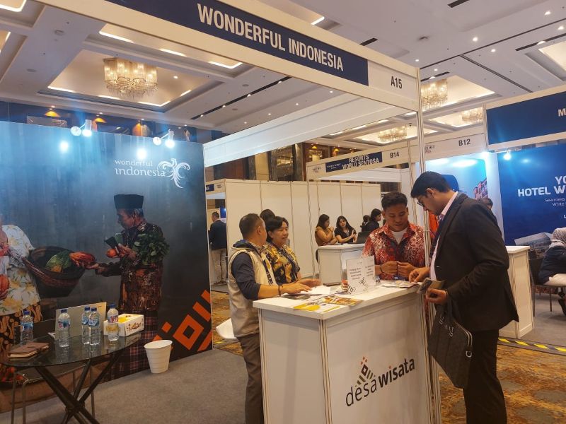 Bukan Sekedar Hadir, Desa Wisata Kreatif Terong Belitung Bersinar di Travel Meet Asia 2025