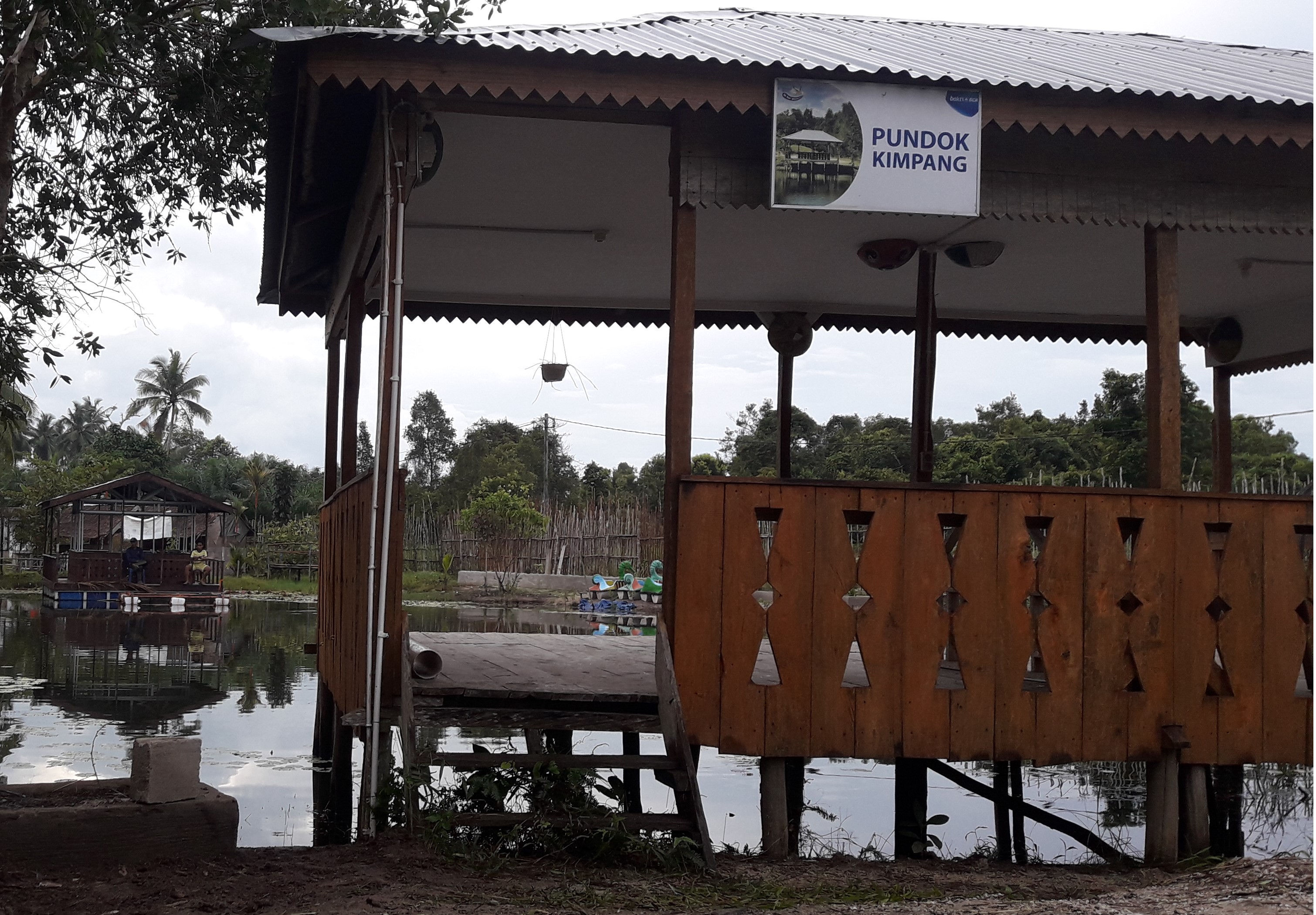 Pondok Tempat Makan Bedulang Dan Aktifitas Paket Wisata Edukasi